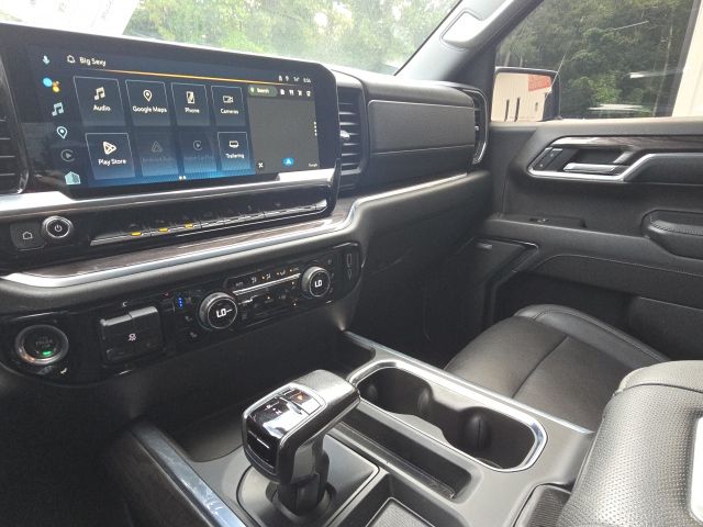 2022 Chevrolet Silverado 1500 LTZ:C02720