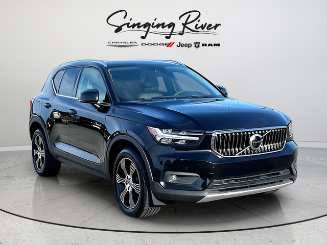  2021 Volvo XC40 T5 Inscription AWD   