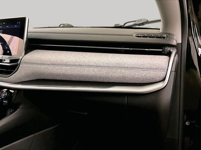 2022 Jeep Compass Latitude Black at Grove City Ford