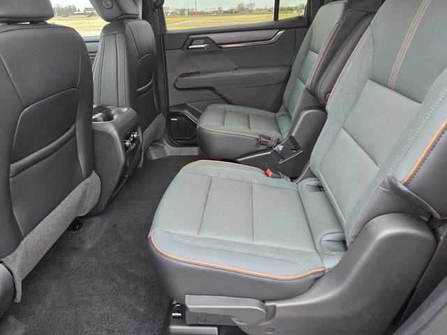 2026 GMC Acadia AT4 AWD