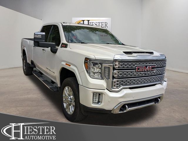 White Frost Tricoat 2022 GMC Sierra 2500HD Denali Crew Cab 4WD Pickup Truck Four-Wheel Drive 10-Speed Automatic