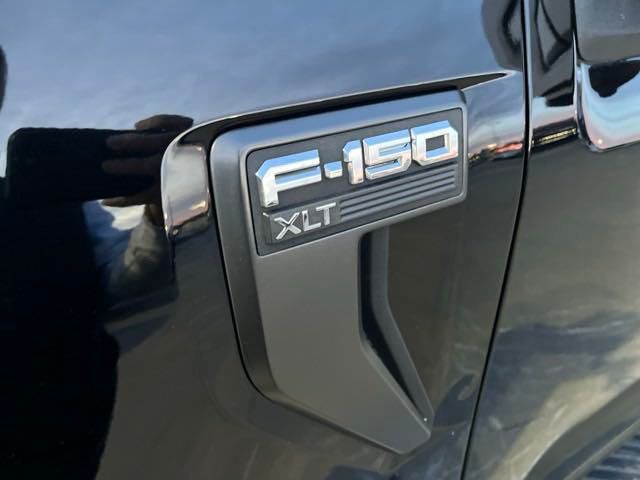 2021 Ford F-150 XLT 4