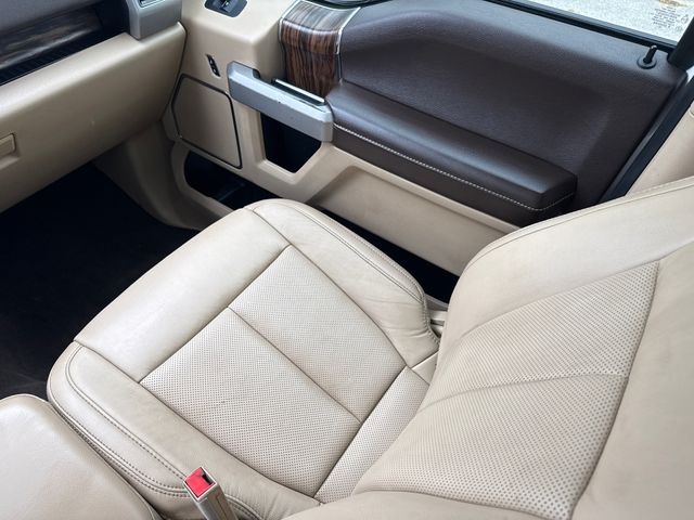 Used 2019 White Ford Lariat image 16