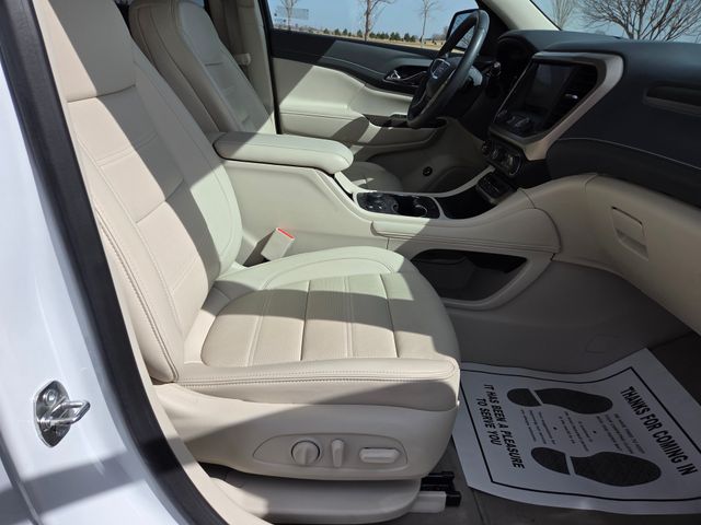 2023 GMC Acadia AWD Denali