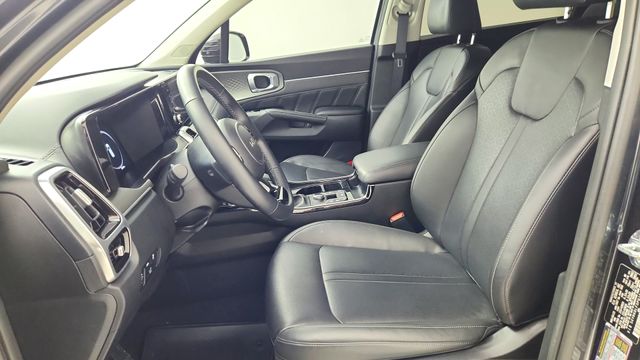2023 Kia Sorento SX - 9