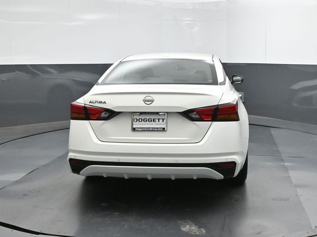 Used 2025 Nissan Altima Sedan