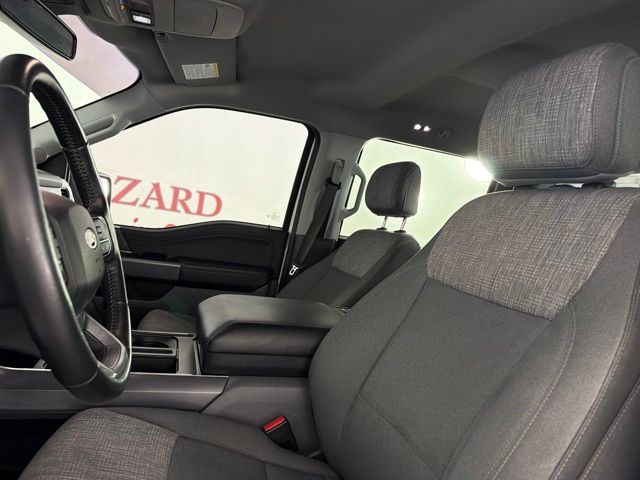 2021 Oxford White Ford F-150 XLT 4X4 Truck