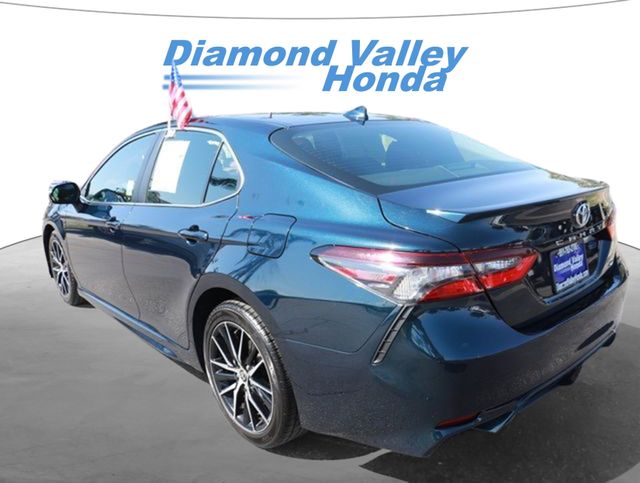 2021 Toyota Camry SE 4