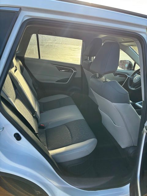 2023 Toyota RAV4 Hybrid XLE