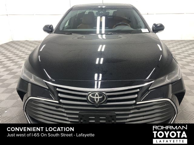 2019 Toyota Avalon Limited 10