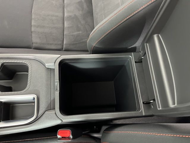 2025 Atlantic Gray Metallic/Super Black Nissan Sentra SR FWD Sedan
