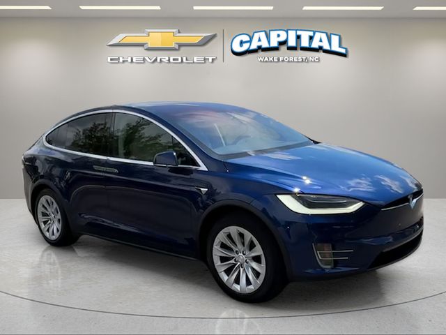 Used 2017 Blue Tesla 90D image 8