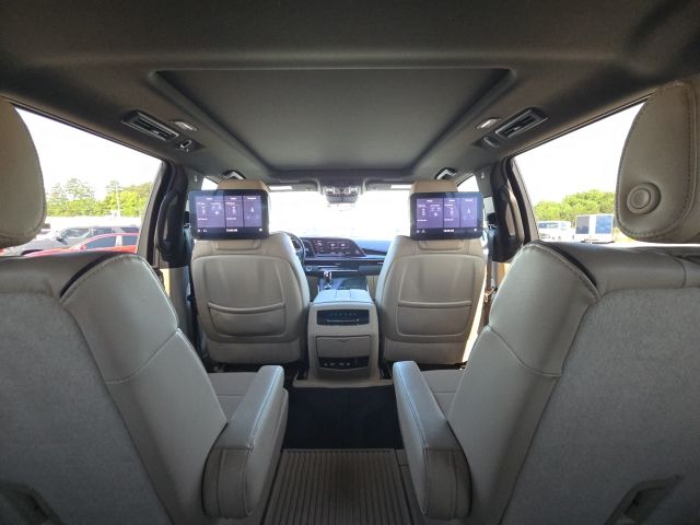 2021 Cadillac Escalade Premium Luxury:45327B1
