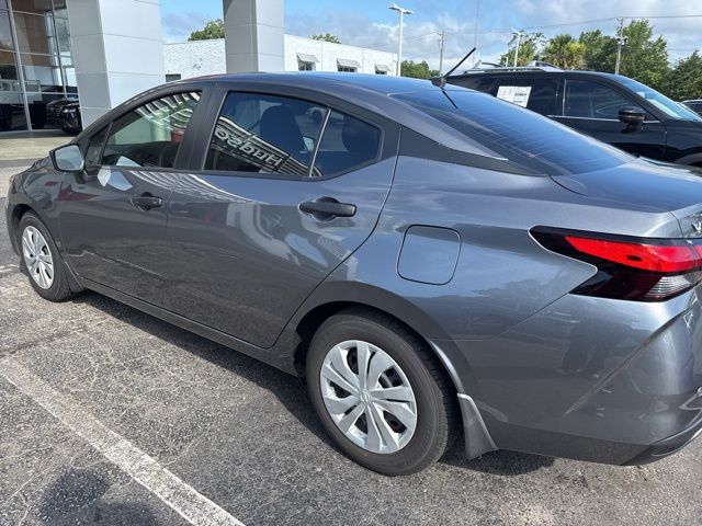 2023 Gun Metallic Nissan Versa 1.6 S FWD Sedan