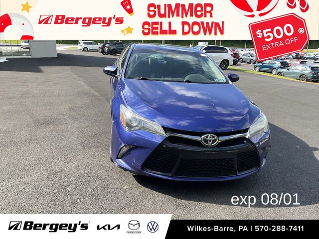 Blue 2016 Toyota Camry Sedan Front-Wheel Drive 6-Speed Automatic