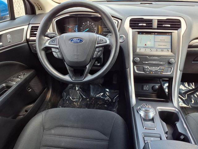 2019 Ford Fusion Hybrid - Image 5