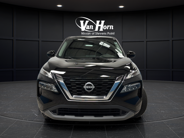 Used 2023 Super Black Nissan SV image 2