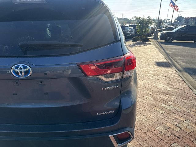 Used 2018 Toyota Highlander Hybrid SUV