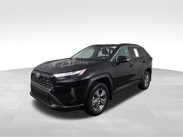 2022 Toyota RAV4 Hybrid XLE photo