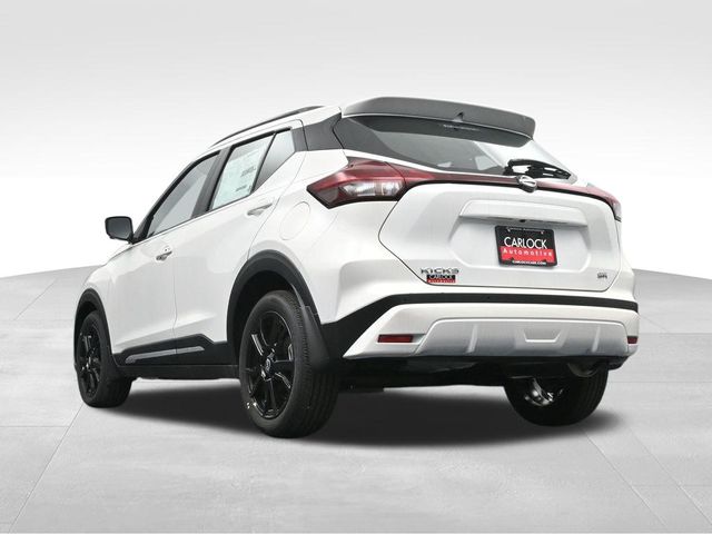 2024 Nissan Kicks SR 42