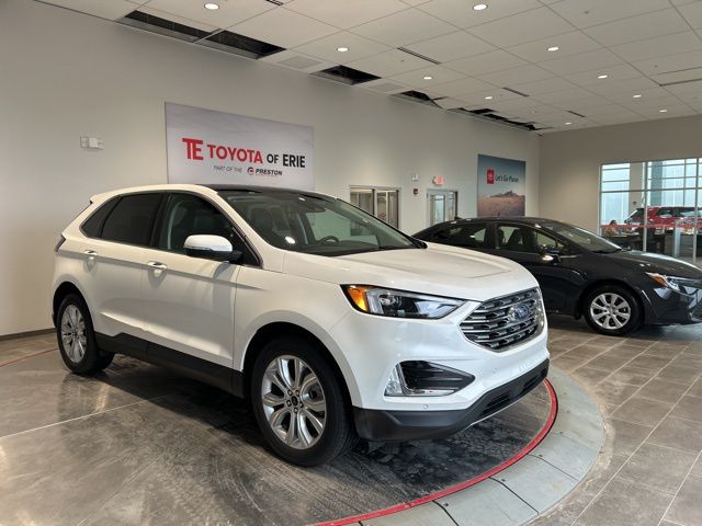 Star White Metallic Tri-Coat 2023 Ford Edge Titanium AWD SUV / Crossover All-Wheel Drive 8-Speed Automatic