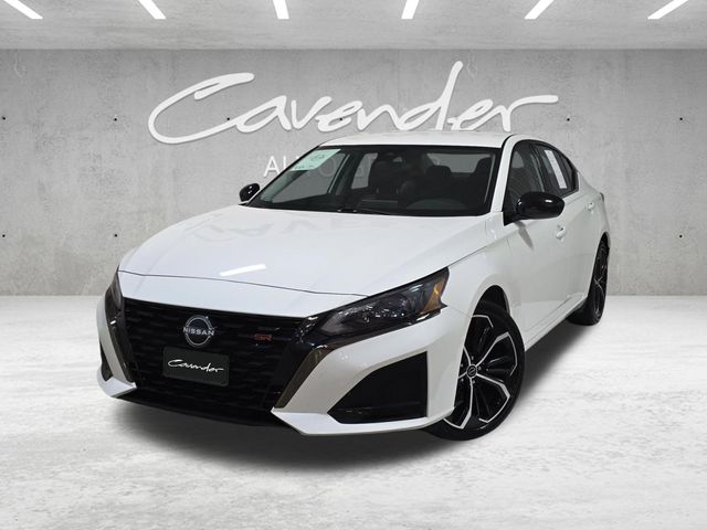 Glacier White 2024 Nissan Altima 2.5 SR FWD Sedan Front-Wheel Drive Continuously Variable Transmission