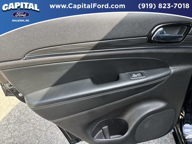Used 2021 Black Jeep Limited image 17