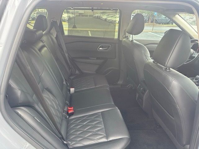 Used 2023 Nissan Rogue SUV