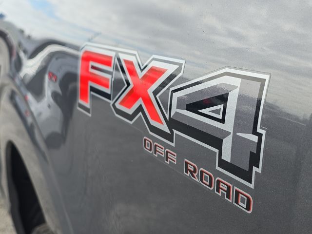 2023 Ford F-150 Platinum:167972A