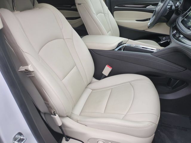 Used 2024 White Buick Essence image 35