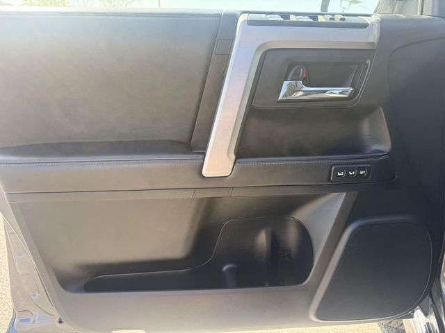 Used 2022  Toyota Limited image 15