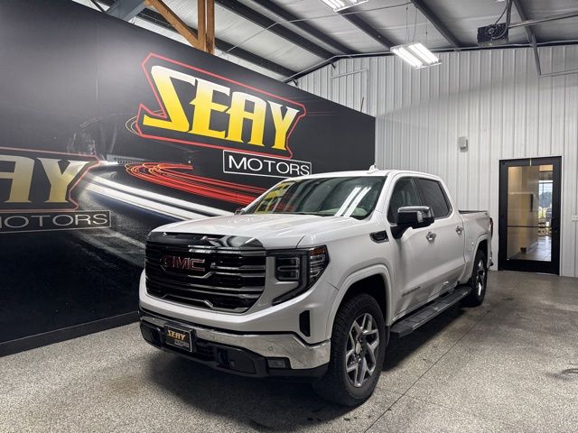 2025 GMC Sierra 1500 SLT Crew Cab 4WD