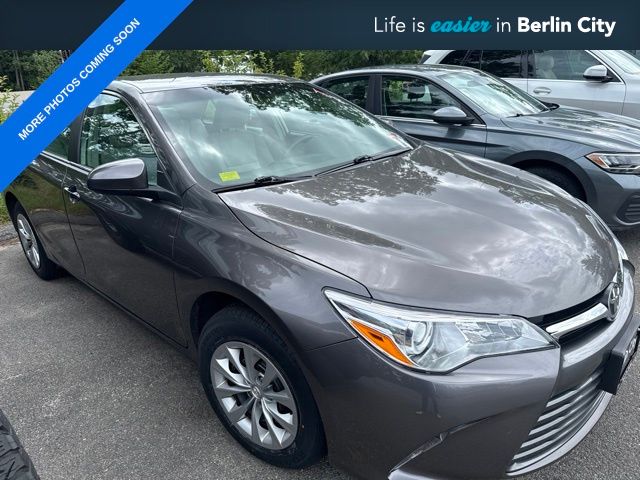 Predawn Gray Mica 2017 Toyota Camry Sedan Front-Wheel Drive 6-Speed Automatic