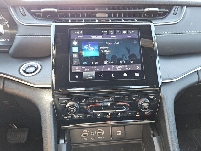 2026 Jeep Grand Cherokee L Altitude 4x2