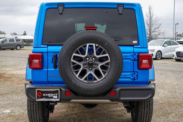 Wrangler 4-Door Sahara