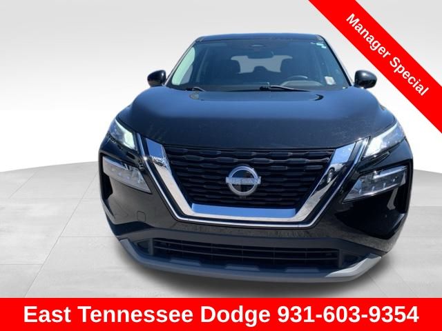 2023 Nissan Rogue SV photo