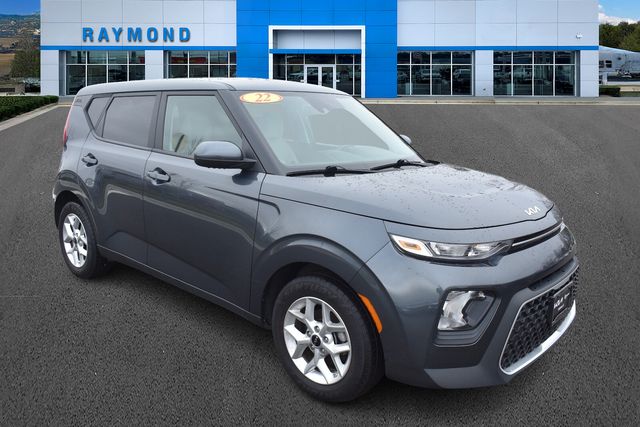 Gravity Gray 2022 Kia Soul LX FWD SUV / Crossover Front-Wheel Drive Continuously Variable Transmission