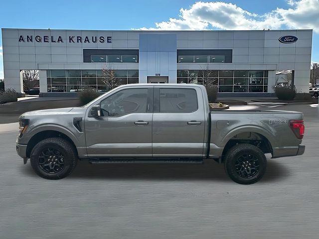 View vehicle photo 4