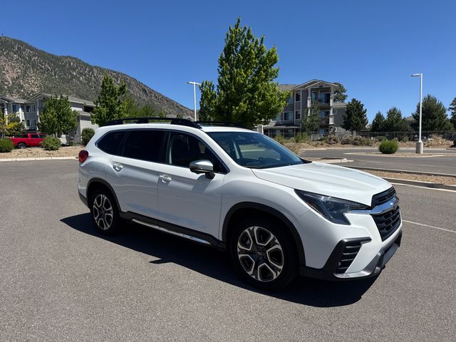 2023 Subaru Ascent Limited 7 Passenger's photo