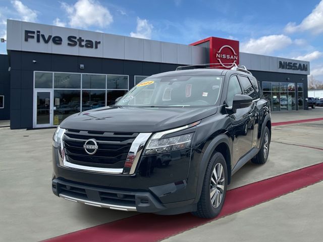 Used 2024 Nissan Pathfinder SUV
