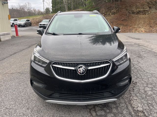 Used 2020 Black Buick Essence image 11