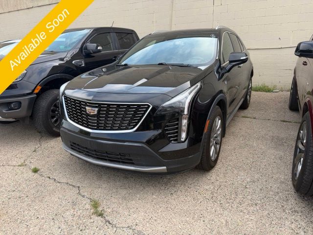 Black 2021 Cadillac XT4 SUV / Crossover Four-Wheel Drive 9-Speed Automatic