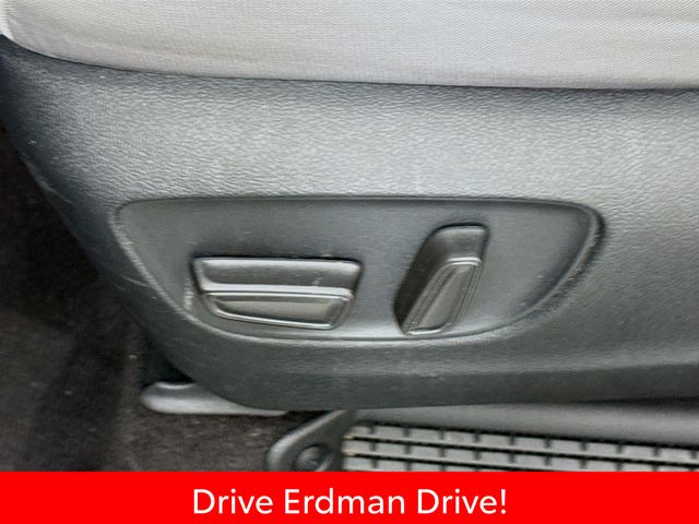 Used 2023 Toyota Sienna Van