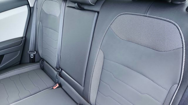 2025 Volkswagen Taos