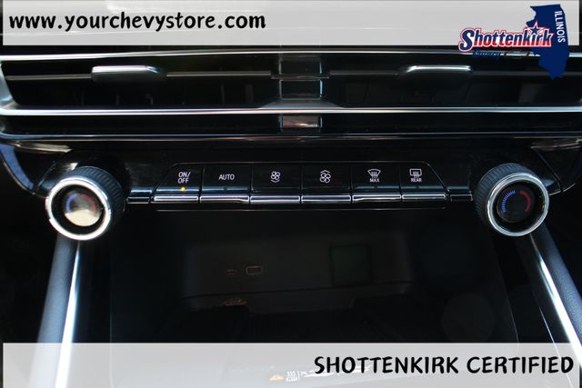 Used 2024 Chevrolet Traverse SUV
