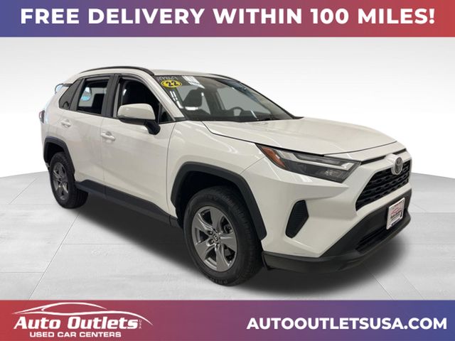 White 2022 Toyota RAV4 XLE AWD SUV / Crossover All-Wheel Drive 8-Speed Automatic