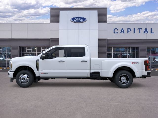 New 2026 White Ford Platinum image 3