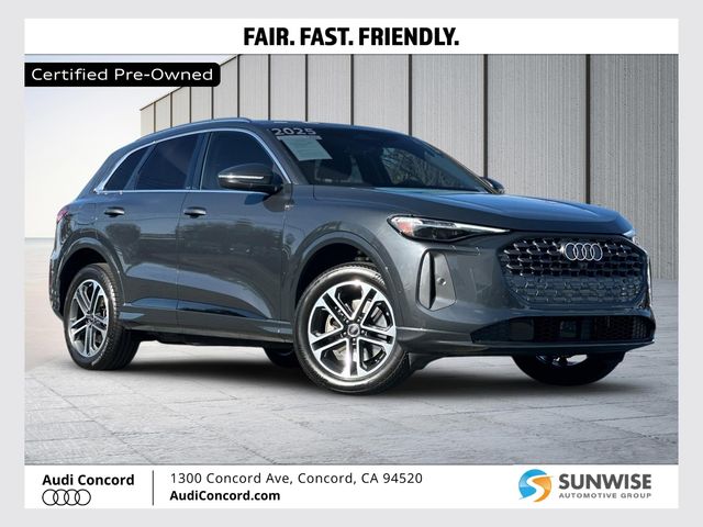 Tambora Gray Metallic 2025 Audi Q5 SUV / Crossover All-Wheel Drive 7-Speed Automatic