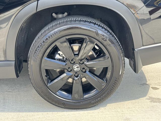 Used 2025  Honda Black Edition image 4