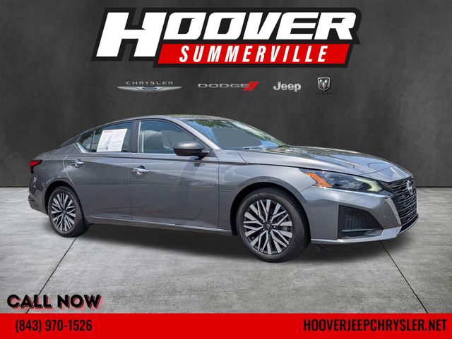 Gray (Gun Metallic) 2025 Nissan Altima 2.5 SV FWD Sedan Front-Wheel Drive Continuously Variable Transmission